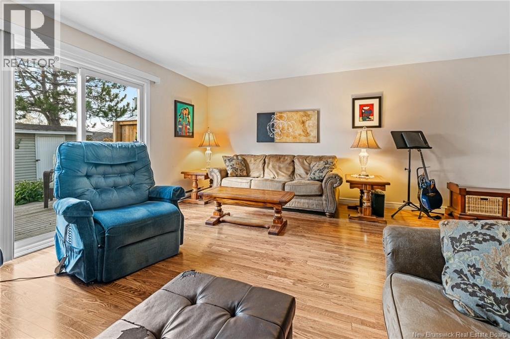 #111 208 VIRGINIA - 21