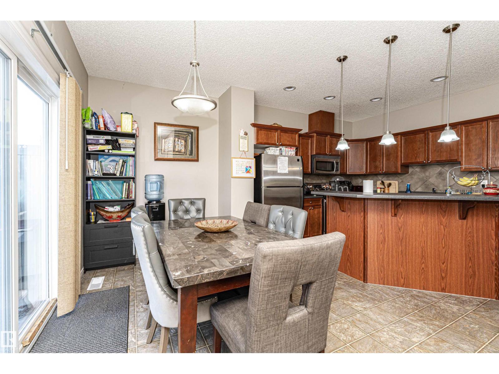 #103 13825 155 AV NW, Edmonton