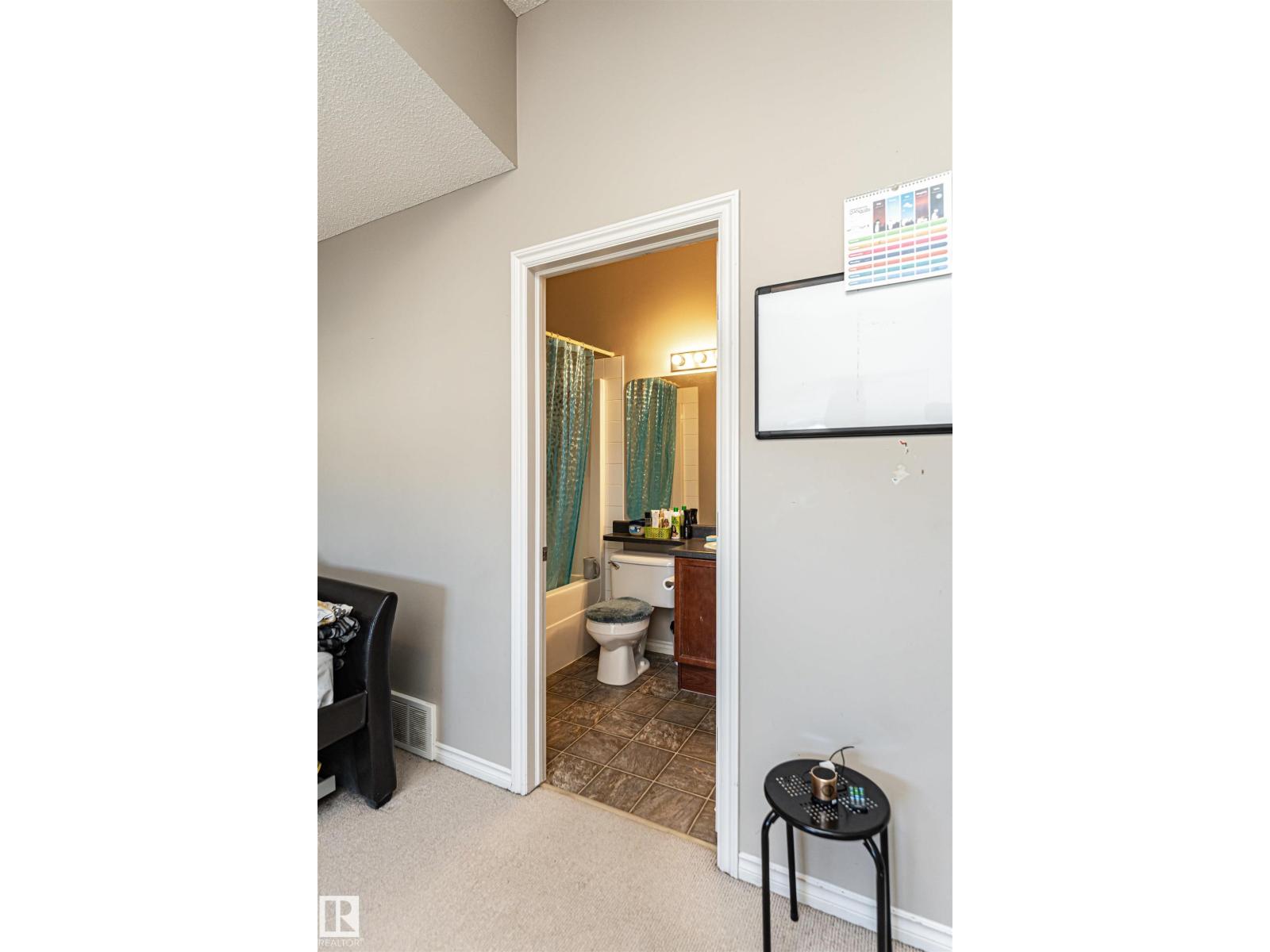 #103 13825 155 AV NW, Edmonton