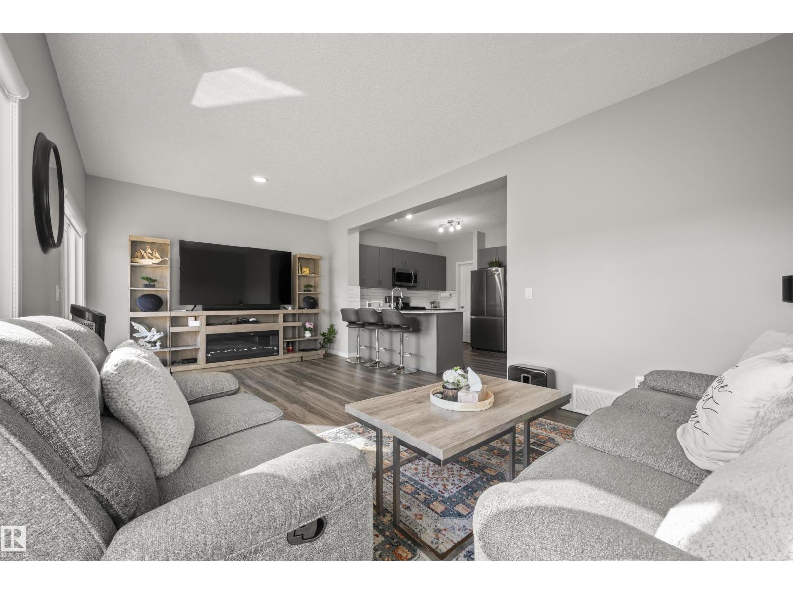 1745 ERKER WY NW, Edmonton