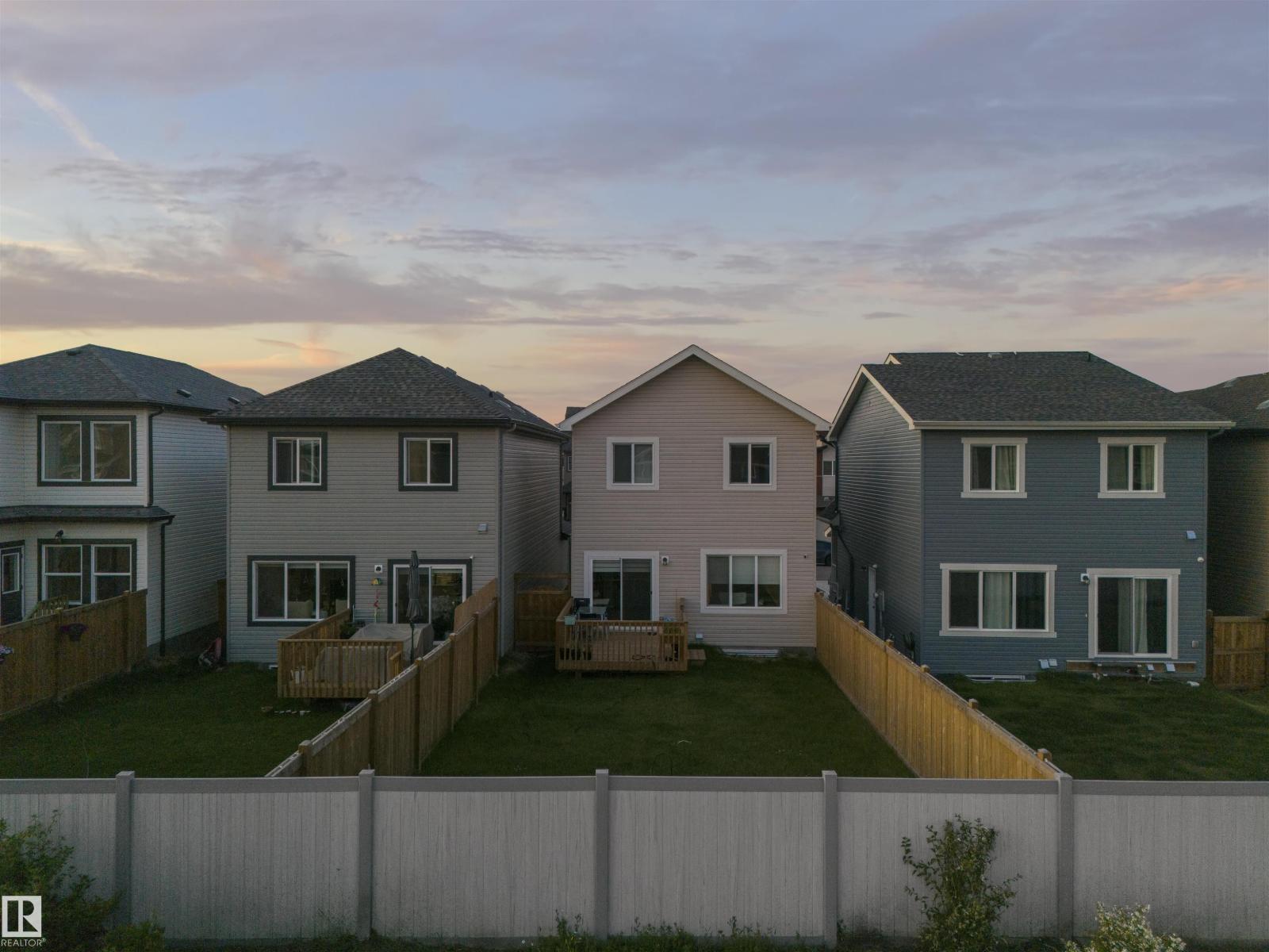 1745 ERKER WY NW, Edmonton