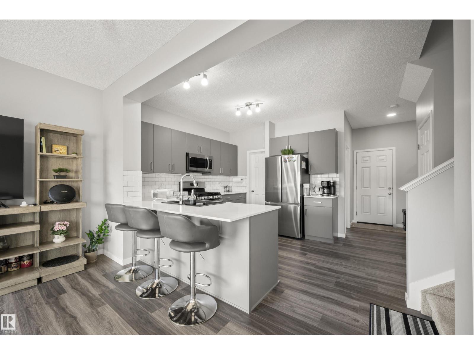 1745 ERKER WY NW, Edmonton