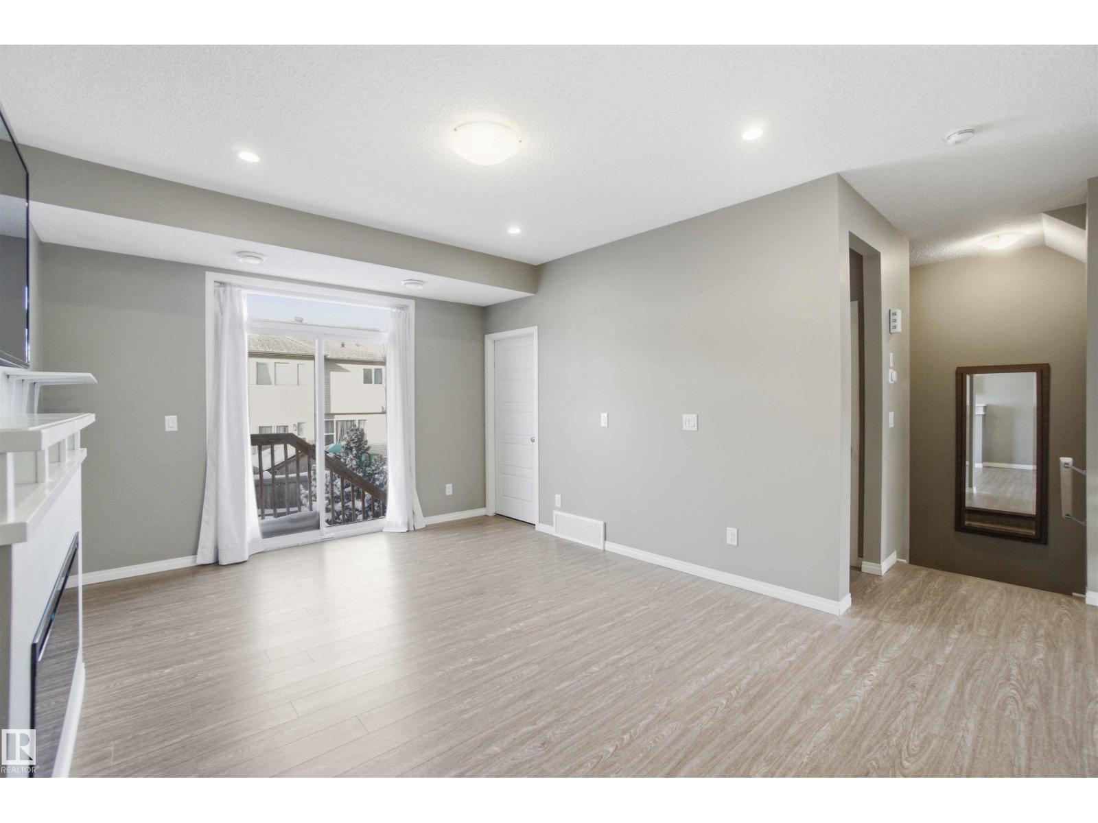 #2 16903 68 ST NW, Edmonton