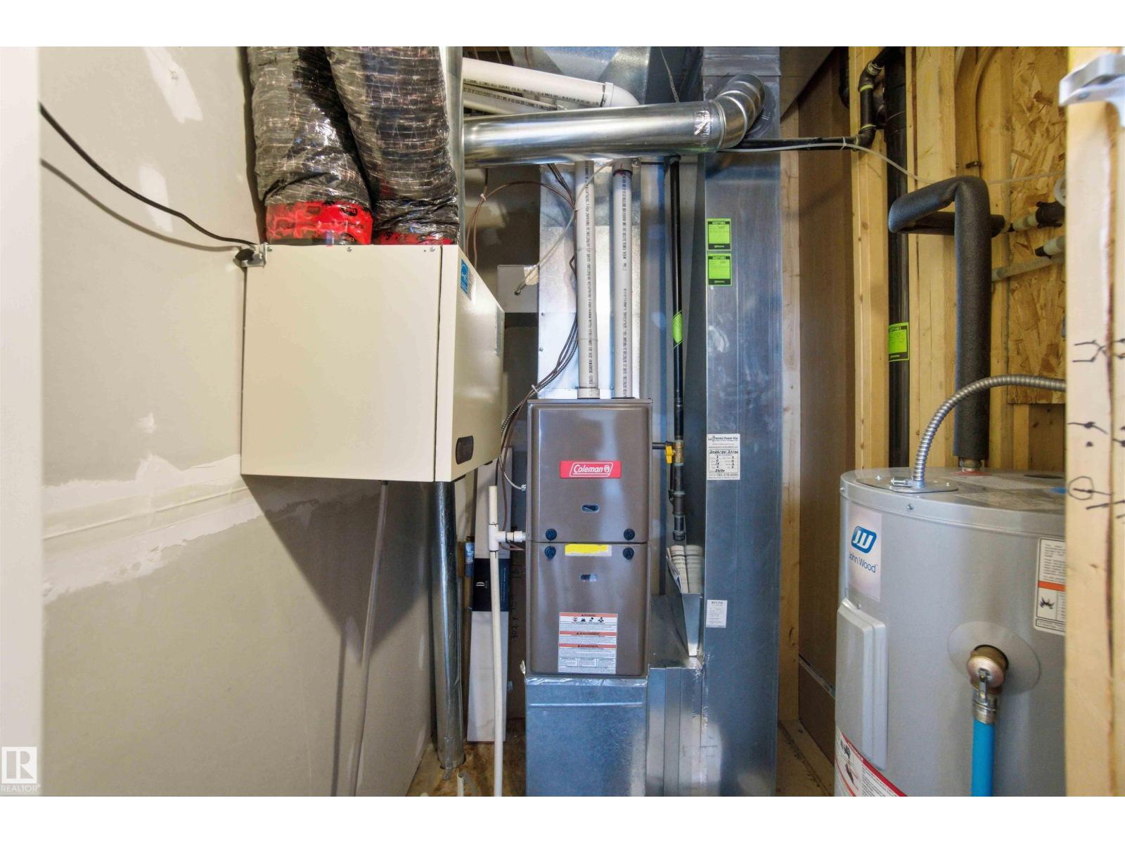 #2 16903 68 ST NW, Edmonton