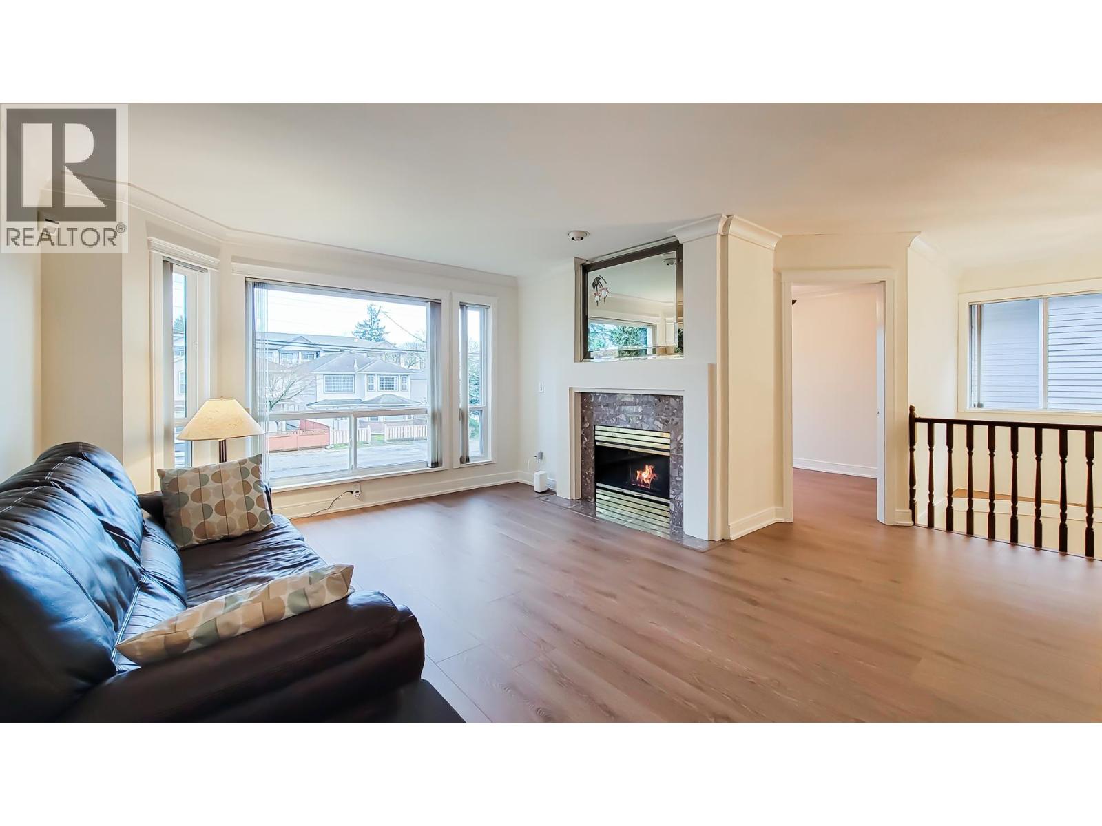 3153 JERVIS STREET, Port Coquitlam