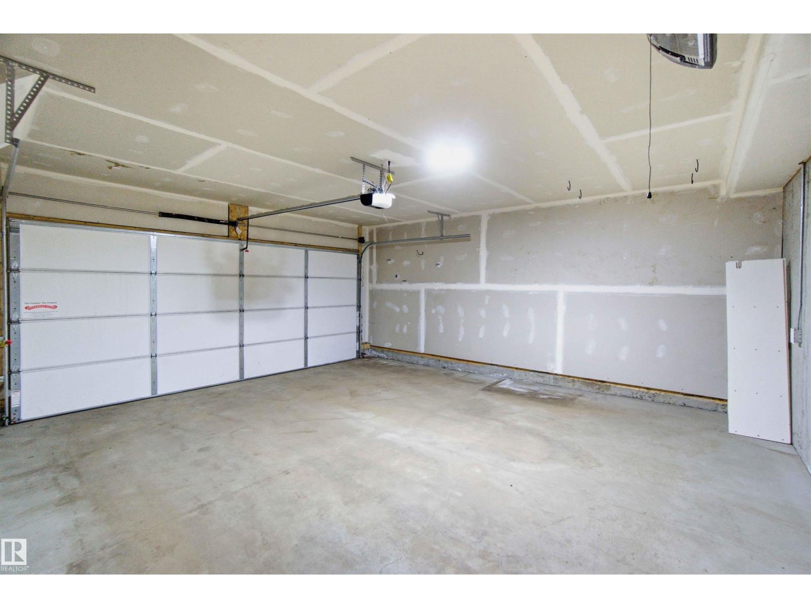 #2 16903 68 ST NW, Edmonton