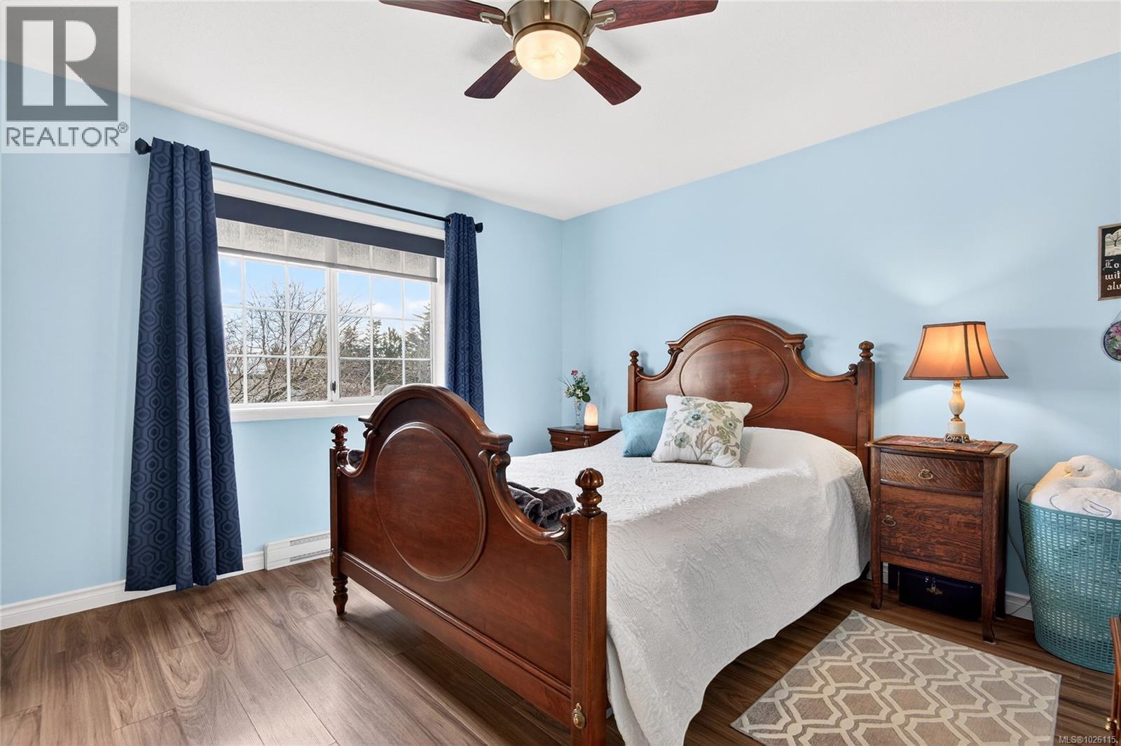 8 2200 Manor Dr, Comox