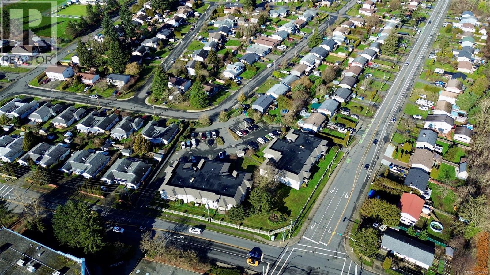 202 2525 Fitzgerald Ave, Courtenay