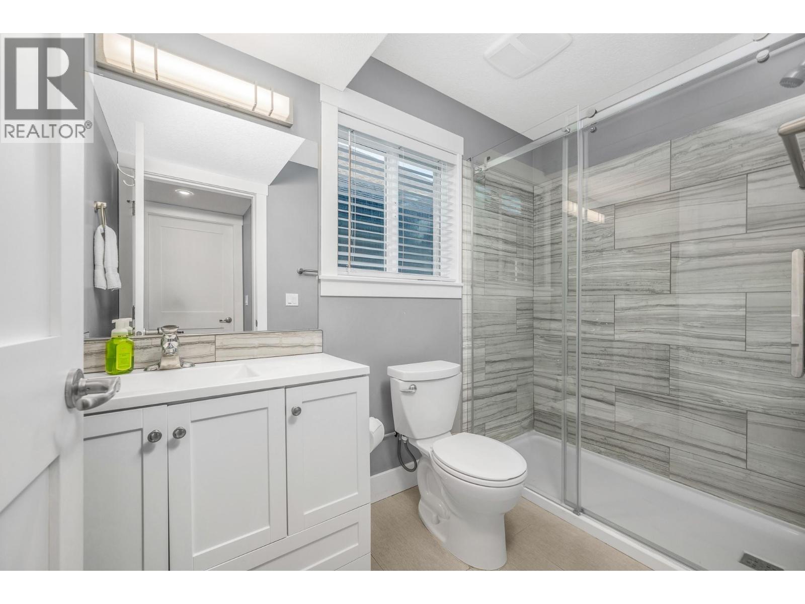 533 Loon Avenue - 14
