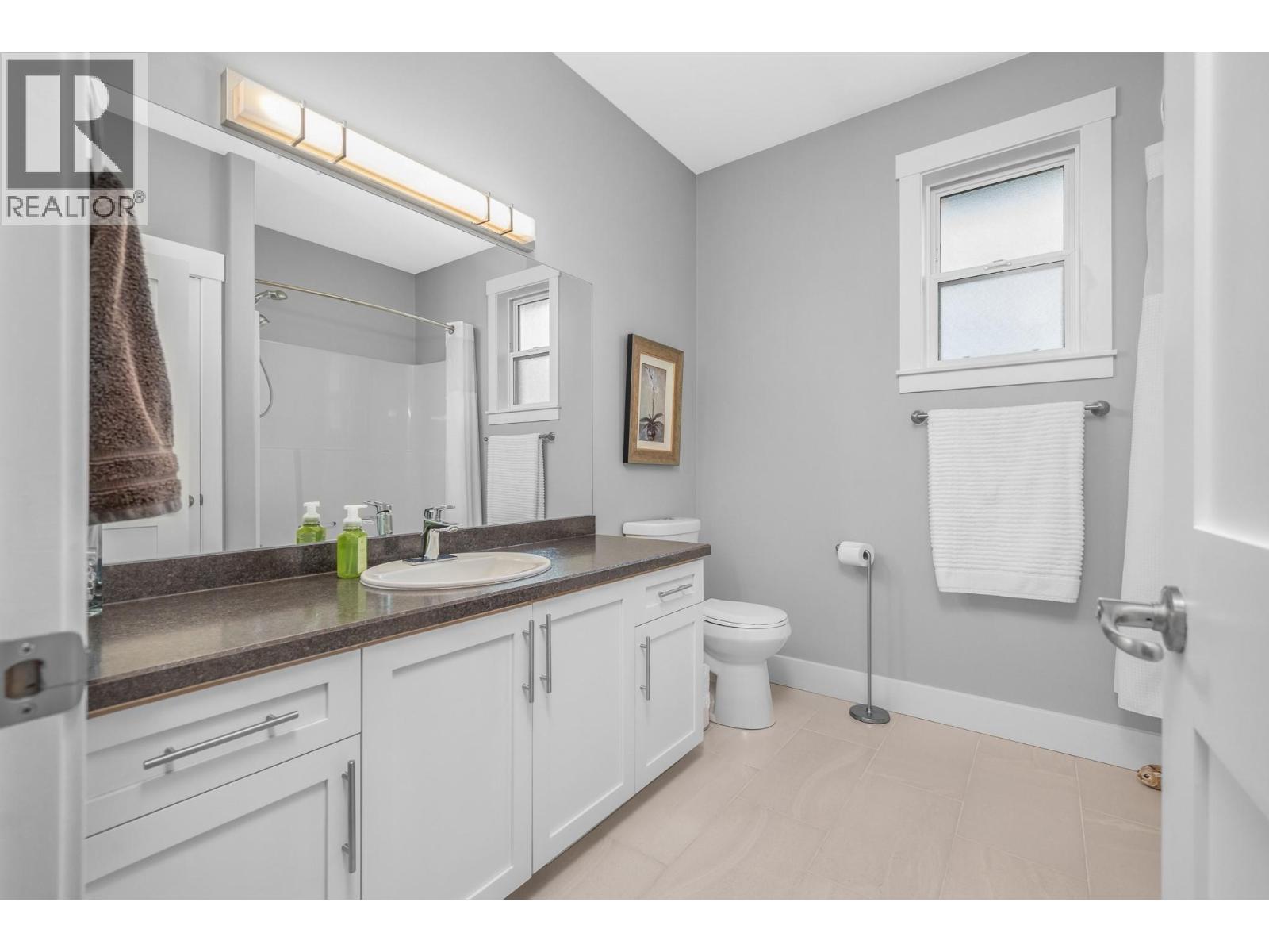 533 Loon Avenue - 28