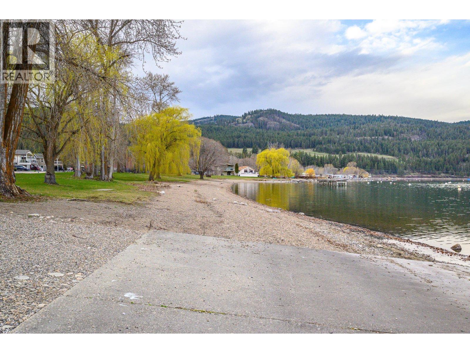 533 Loon Avenue, Vernon