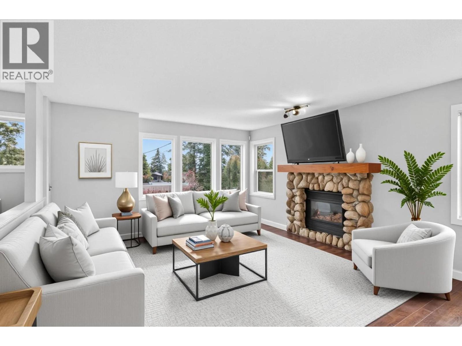  3220 McIver Road, West Kelowna