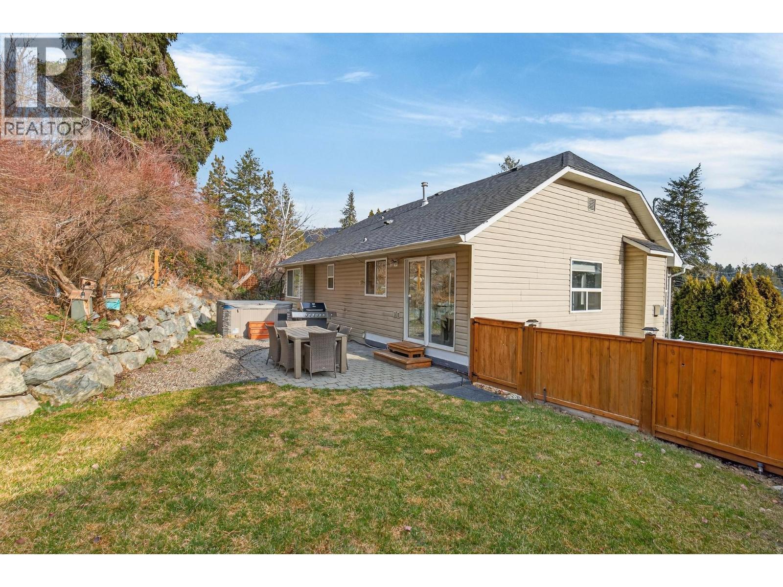  3220 McIver Road, West Kelowna