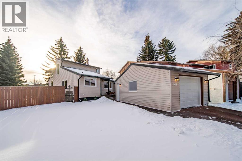 Single Family House for Sale in  Ranchview Crescent NW Ranchlands Calgary 