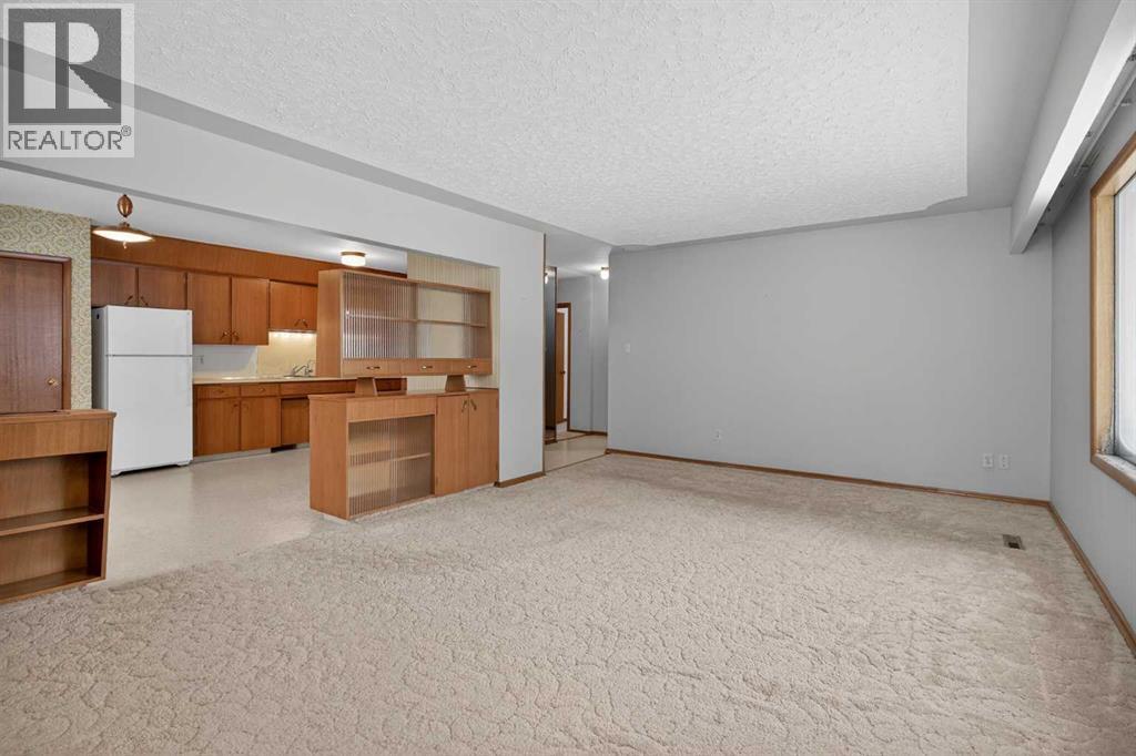 Single Family House Bungalow for Sale in  Capri Avenue NW Brentwood Calgary 