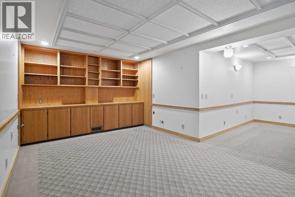 Single Family House Bungalow for Sale in  Capri Avenue NW Brentwood Calgary 