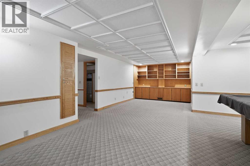 Single Family House Bungalow for Sale in  Capri Avenue NW Brentwood Calgary 