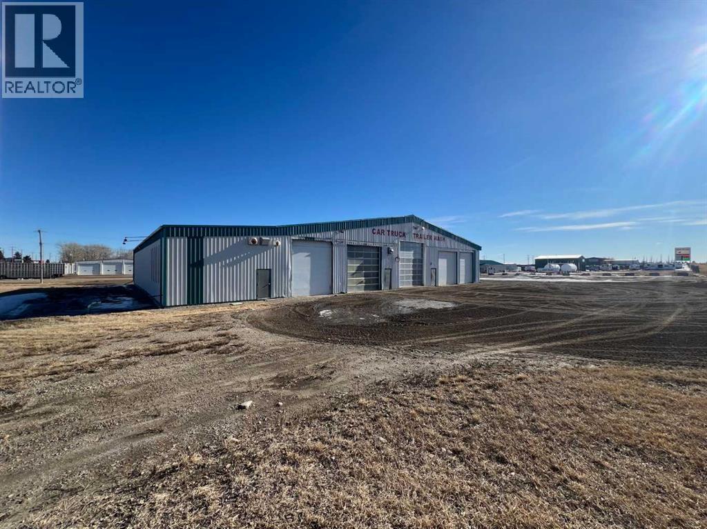 530 Wheeler Avenue - Photo 2 of 20, Acme, Alberta