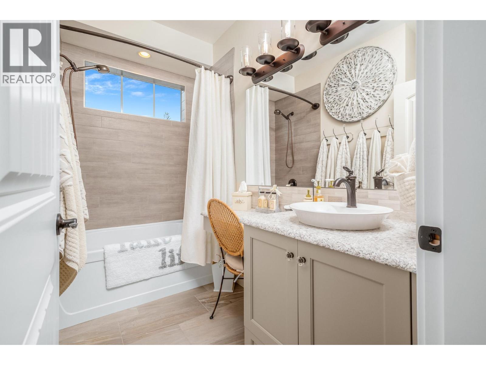 9196 Tronson Road Unit# 7, Vernon