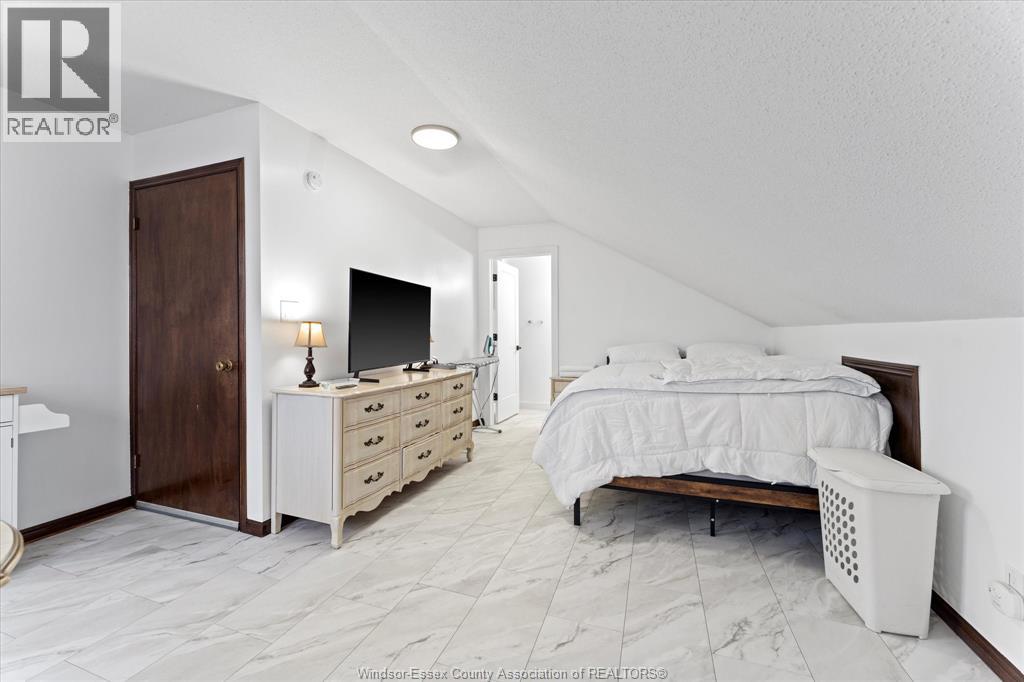 1467 GUILDWOOD CRESCENT - Main photo, LaSalle, Ontario