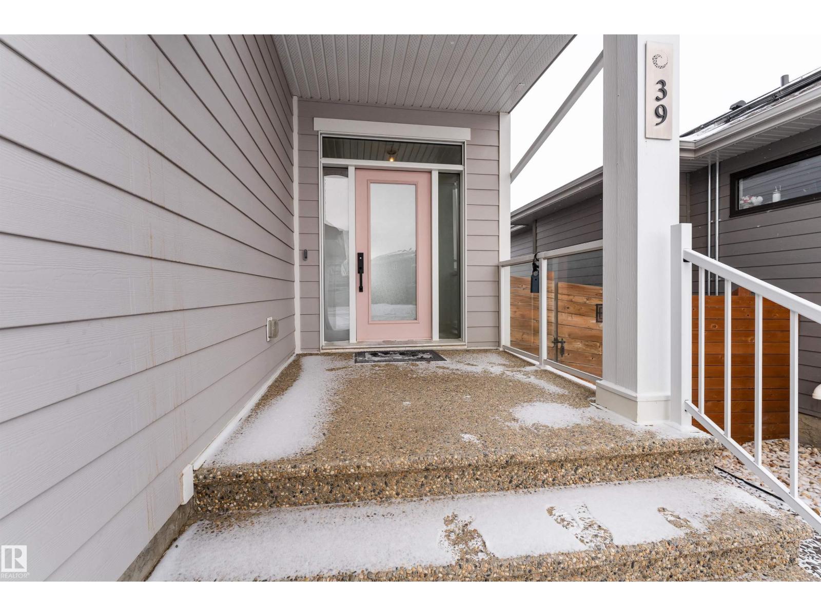 39 Jacobs CL, St. Albert