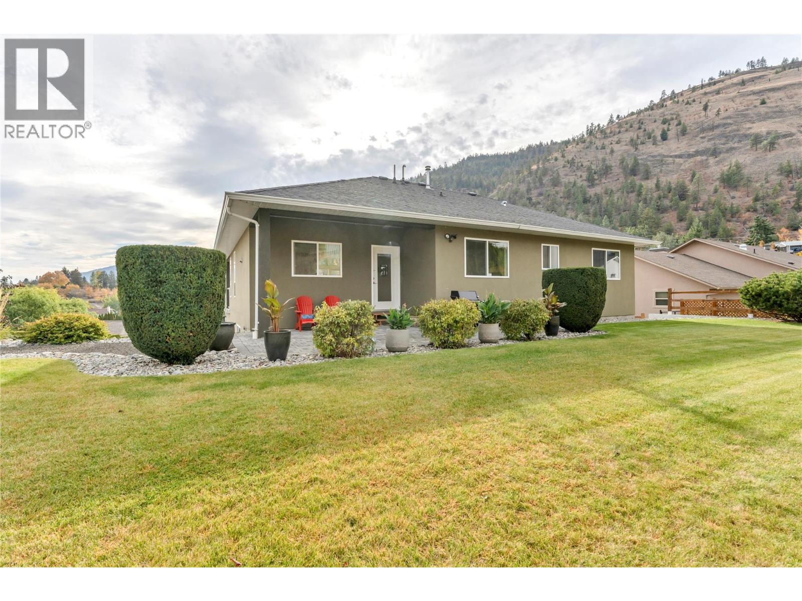  6420 Newton Road, Summerland