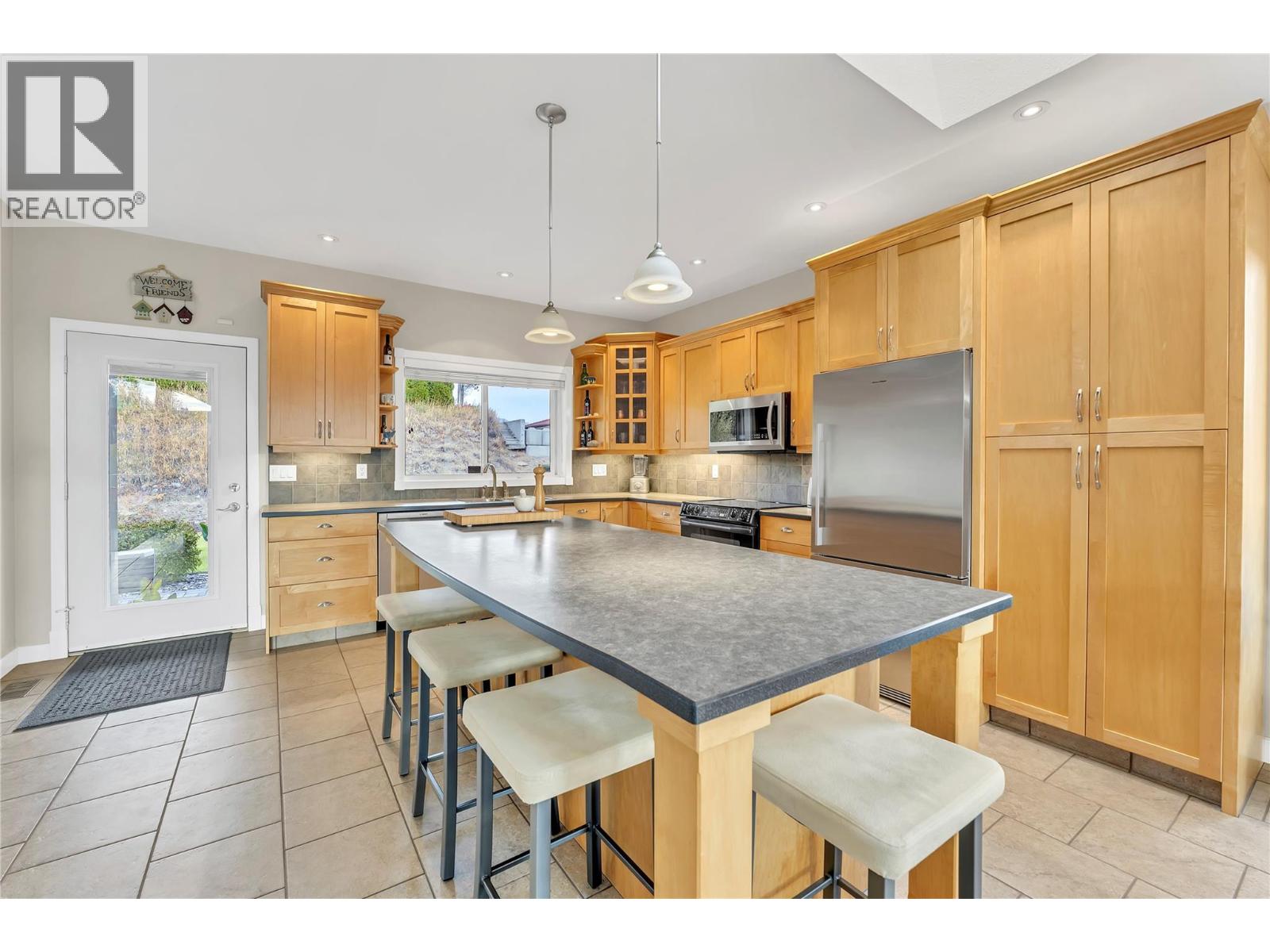  6420 Newton Road, Summerland