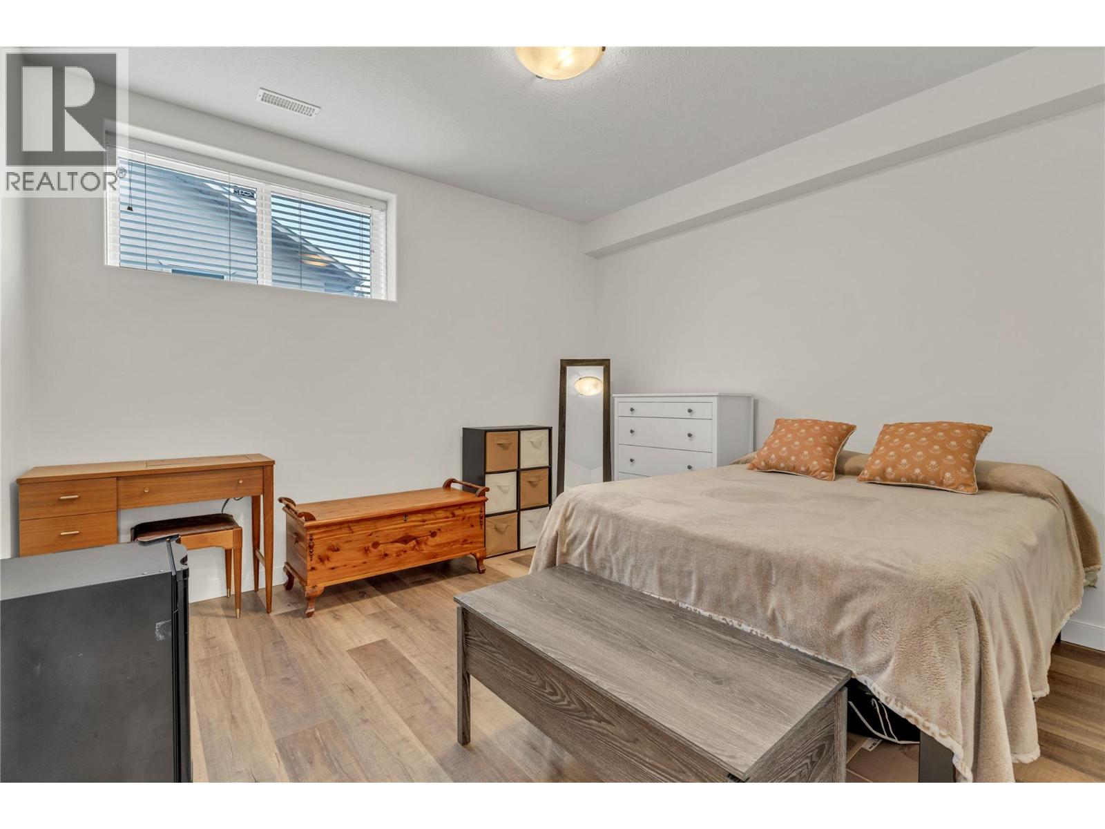  6420 Newton Road, Summerland