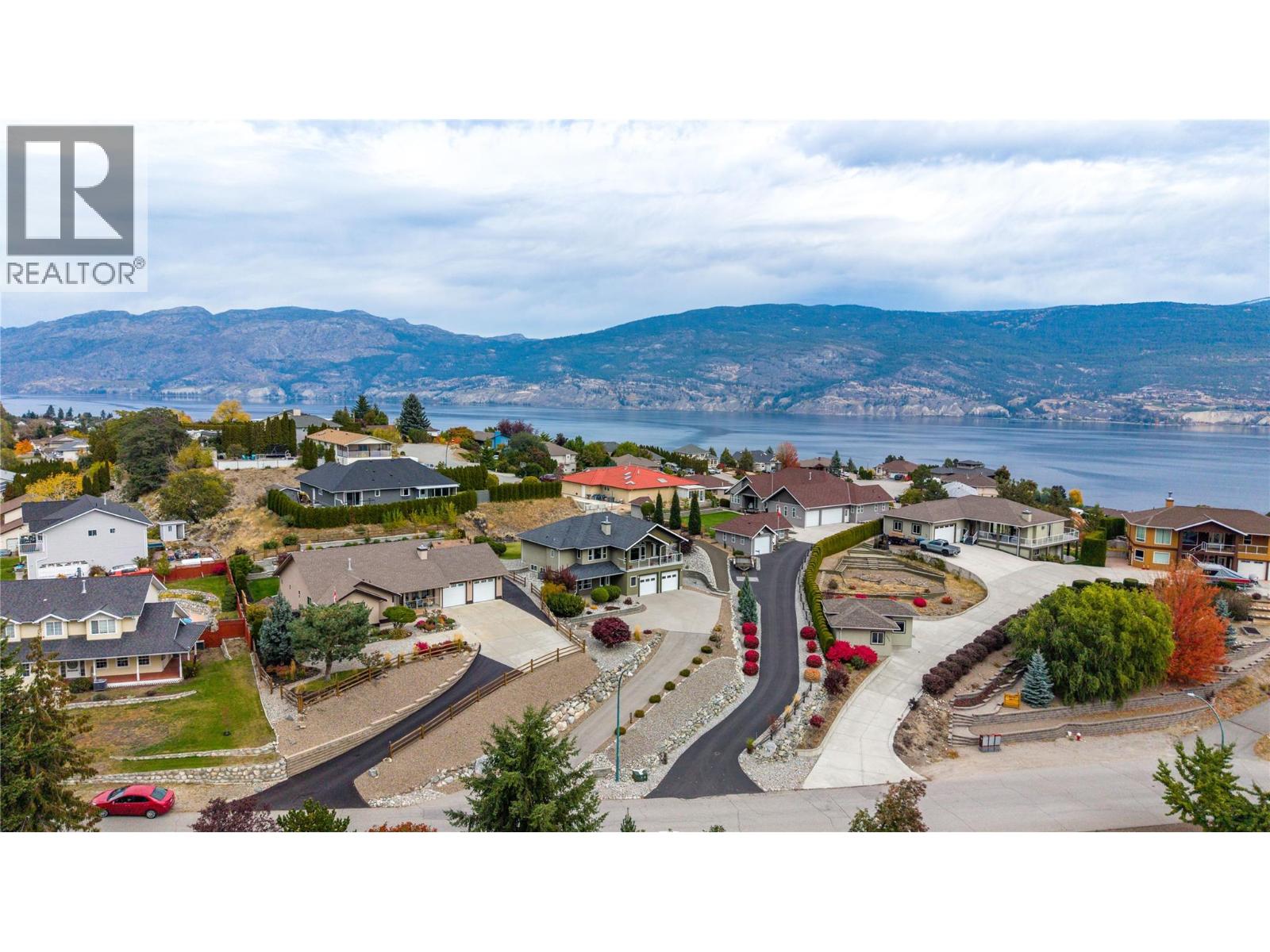  6420 Newton Road, Summerland