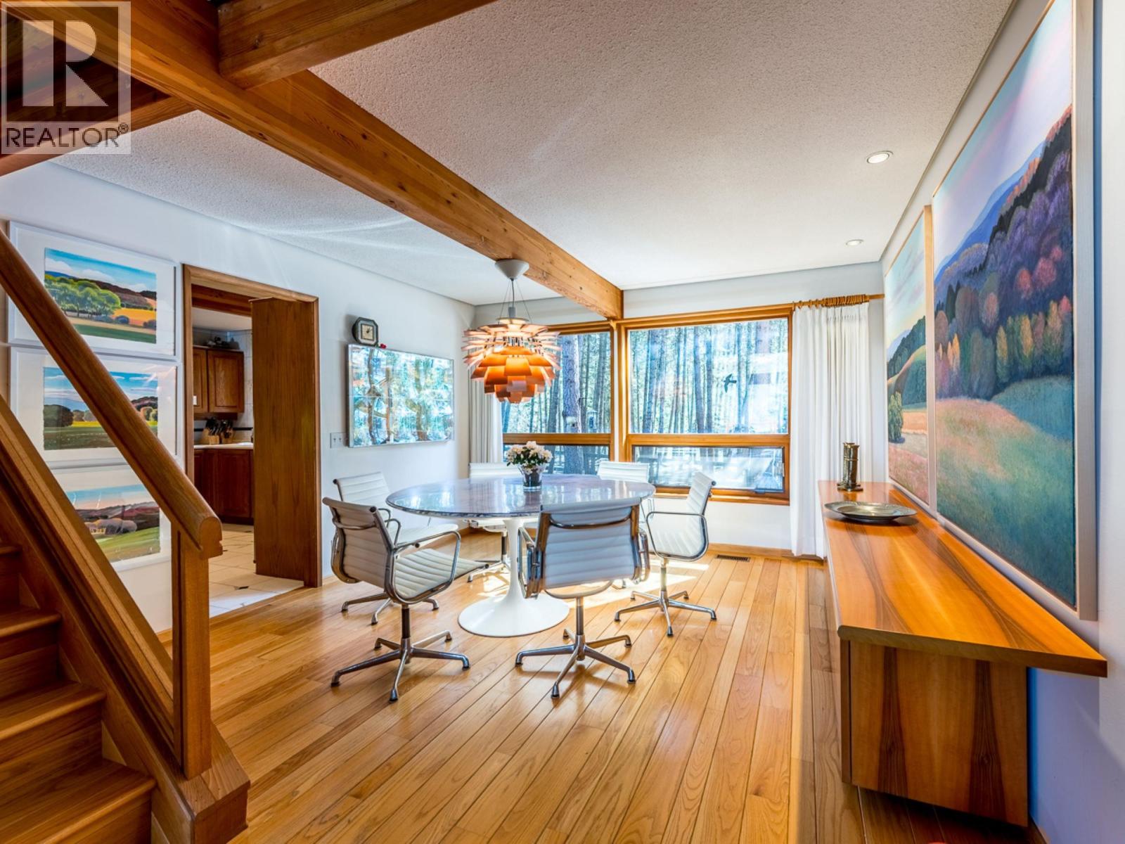 6643 SVEN ROAD, Horse Lake