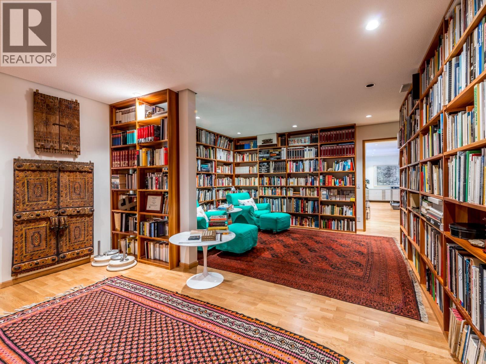 6643 SVEN ROAD, Horse Lake