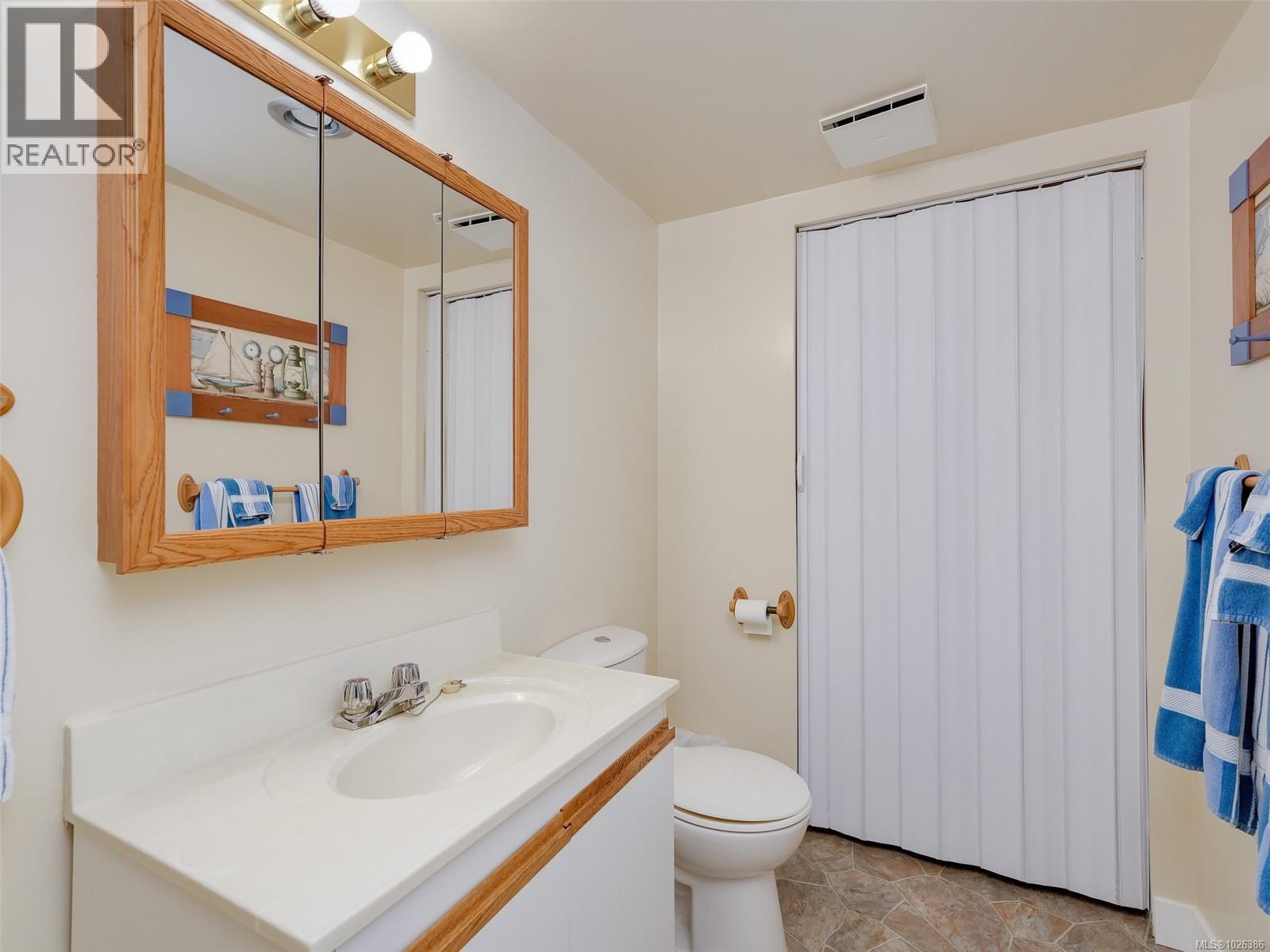 21 4125 Interurban Road, Saanich