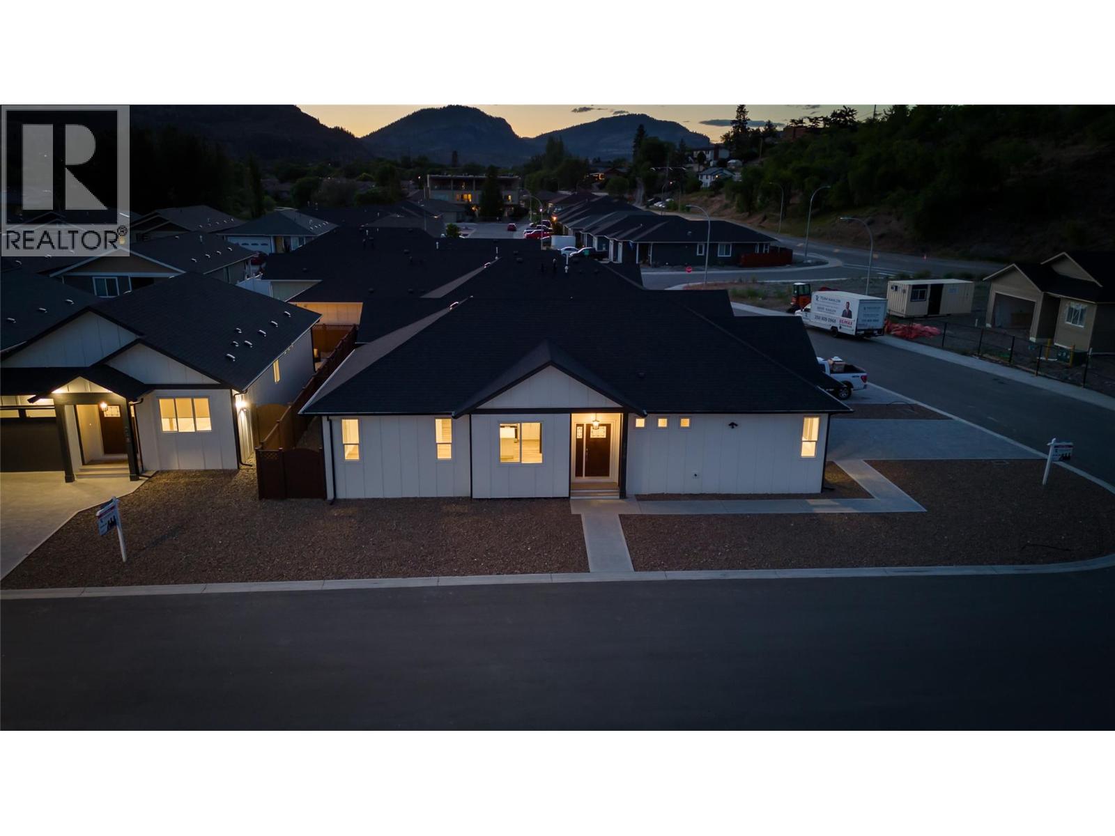 258 BENTGRASS Avenue, Oliver