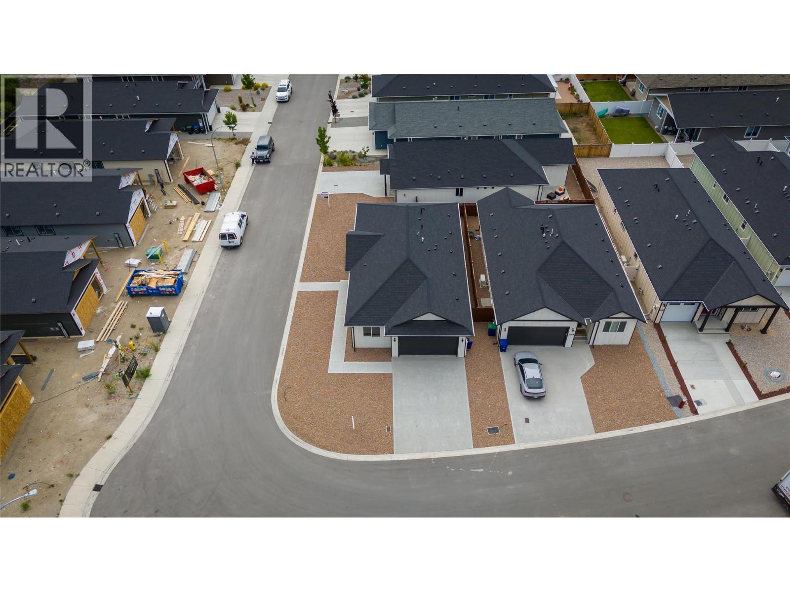 258 BENTGRASS Avenue - 26