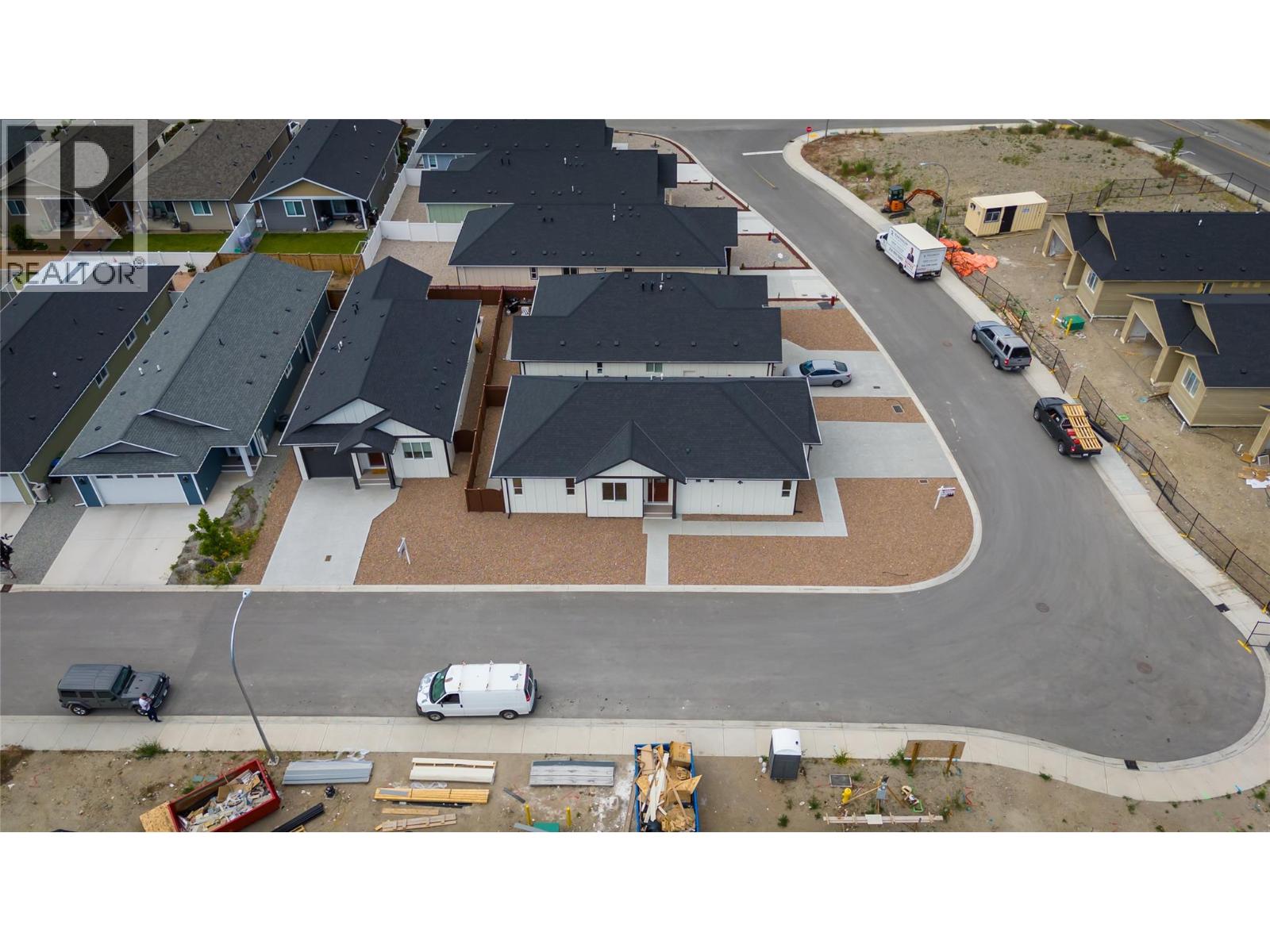 258 BENTGRASS Avenue - 27