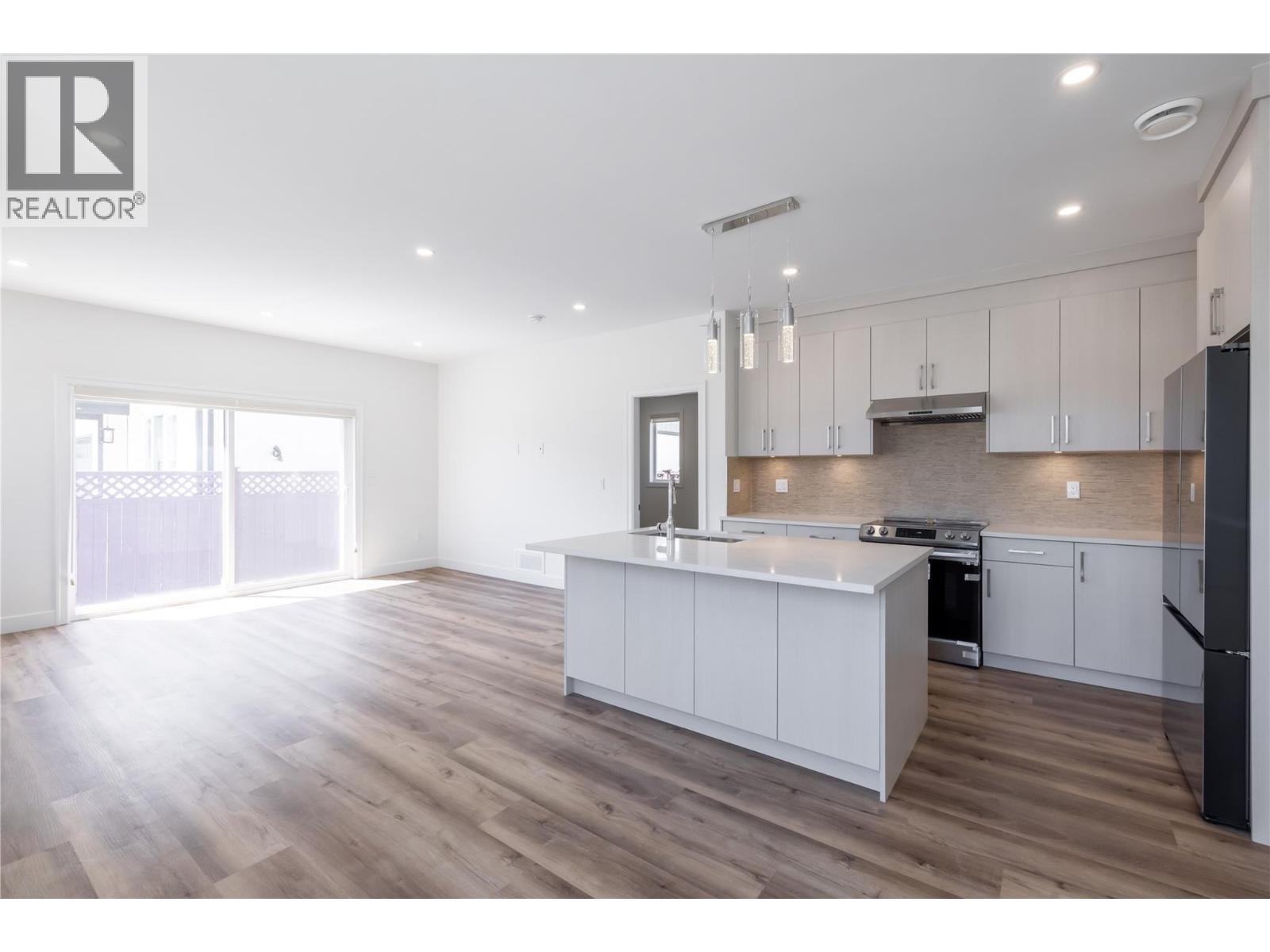258 BENTGRASS Avenue - 7