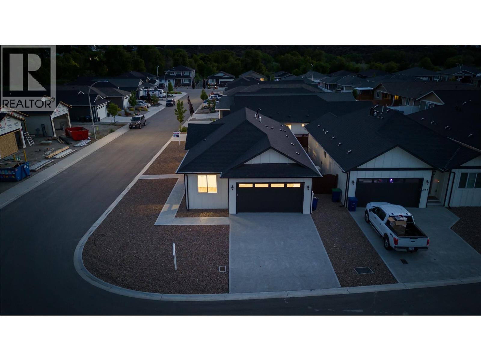 258 BENTGRASS Avenue, Oliver