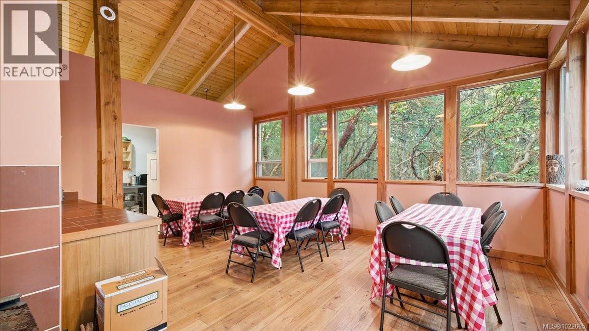 405 Hazlitt Creek Rd, Highlands