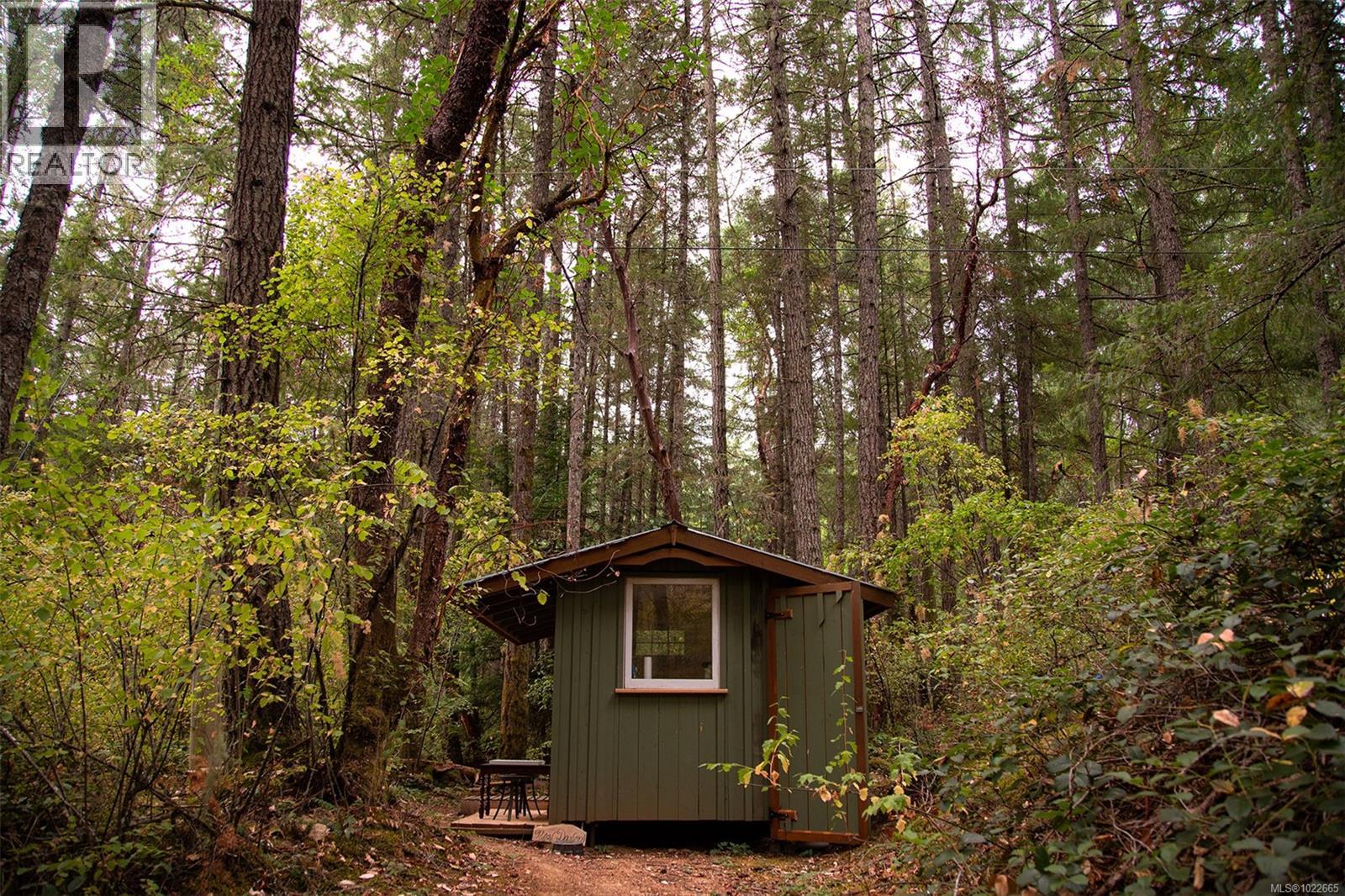 405 Hazlitt Creek Rd, Highlands