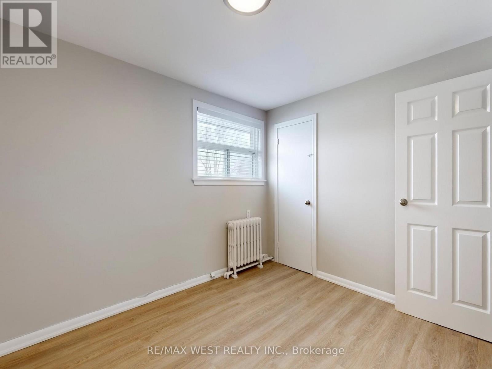 16 UPWOOD AVENUE - 28
