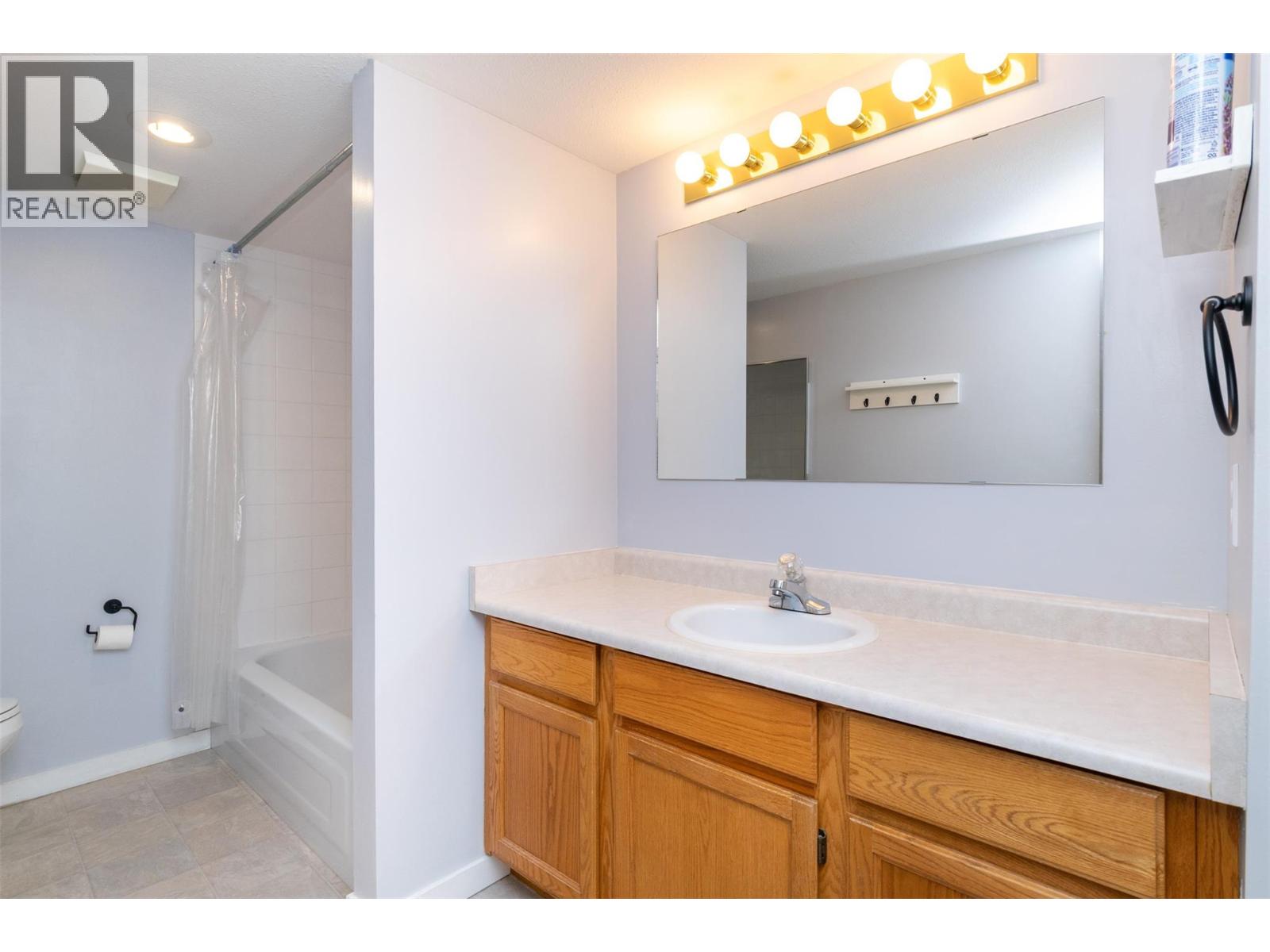 251 6 Street SE Unit# 109, Salmon Arm