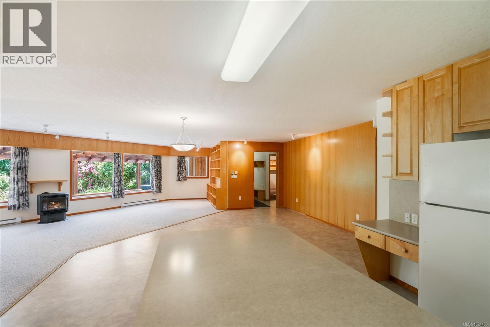 321 Mill Rd, Qualicum Beach