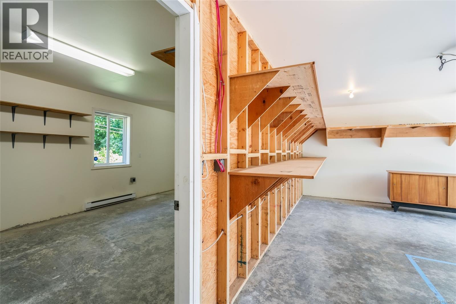 321 Mill Rd, Qualicum Beach