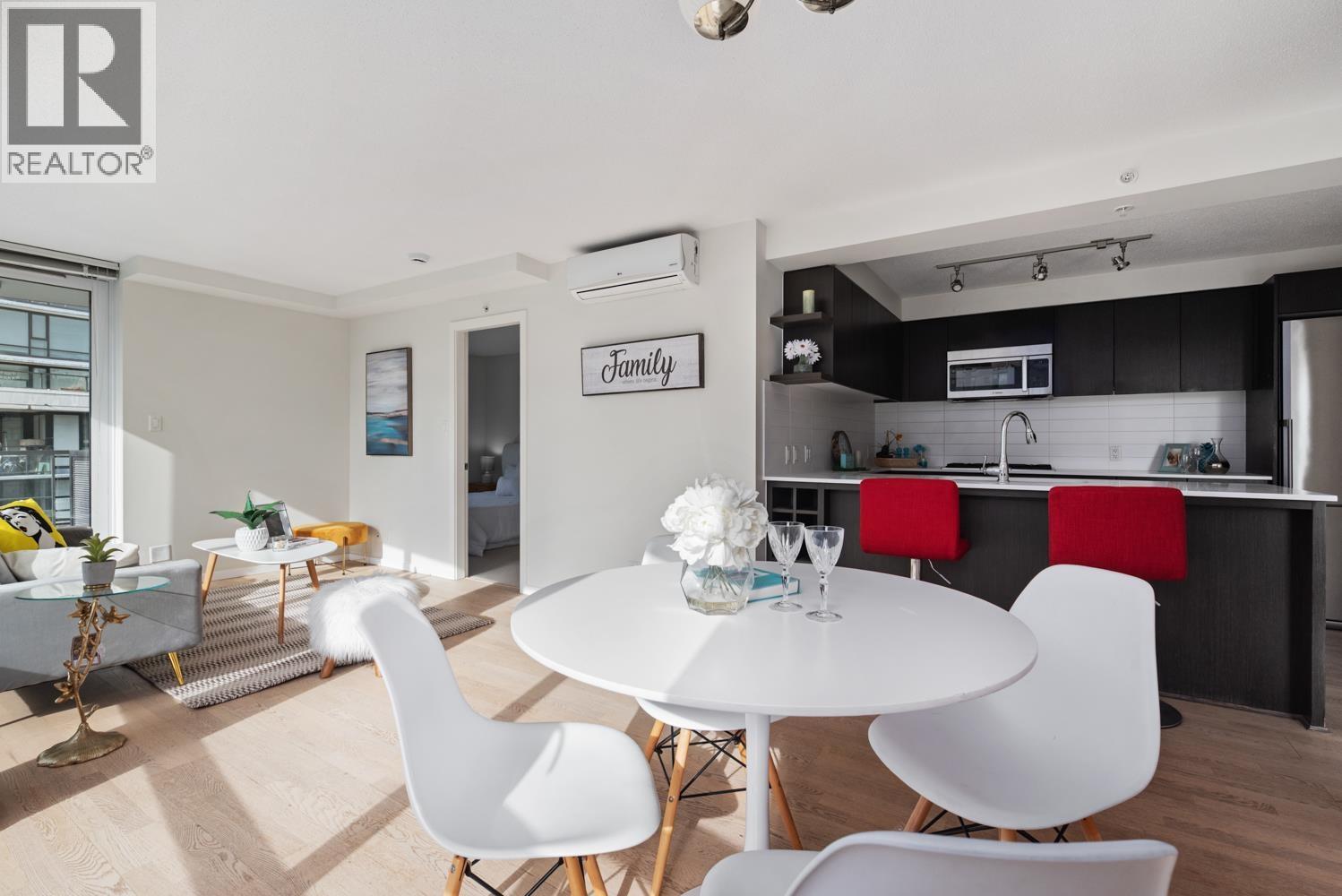 1105 7888 ACKROYD ROAD, Richmond