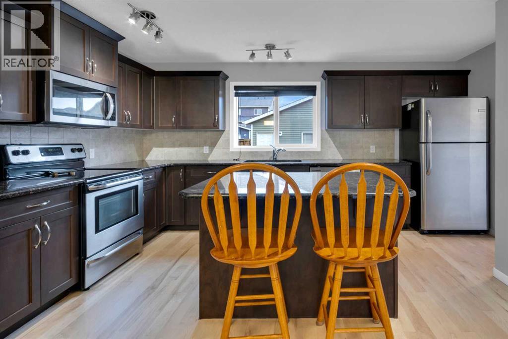 367 Fireside Place, Cochrane