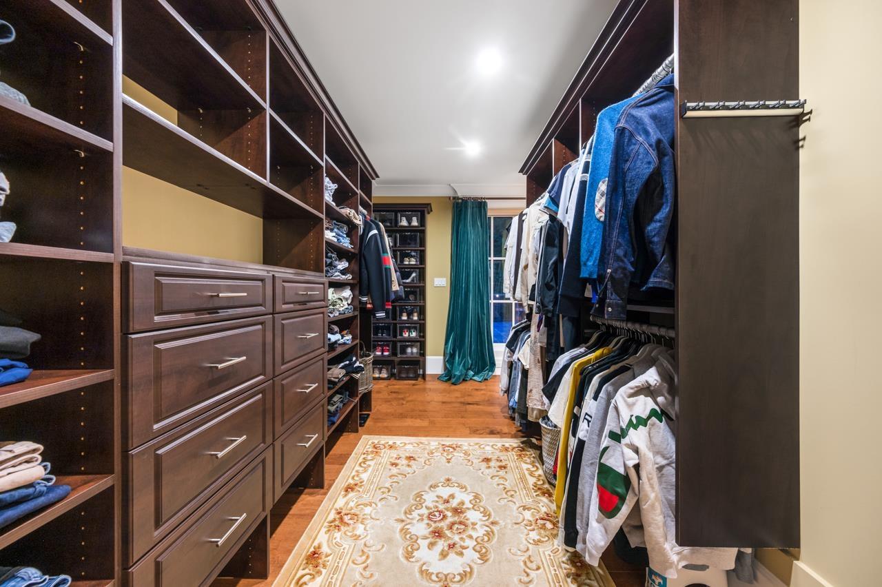 2923 WOODCREST PLACE, Surrey