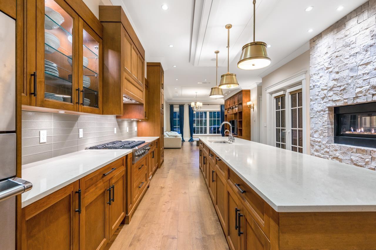 2923 WOODCREST PLACE, Surrey