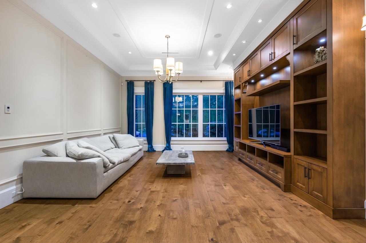 2923 WOODCREST PLACE, Surrey