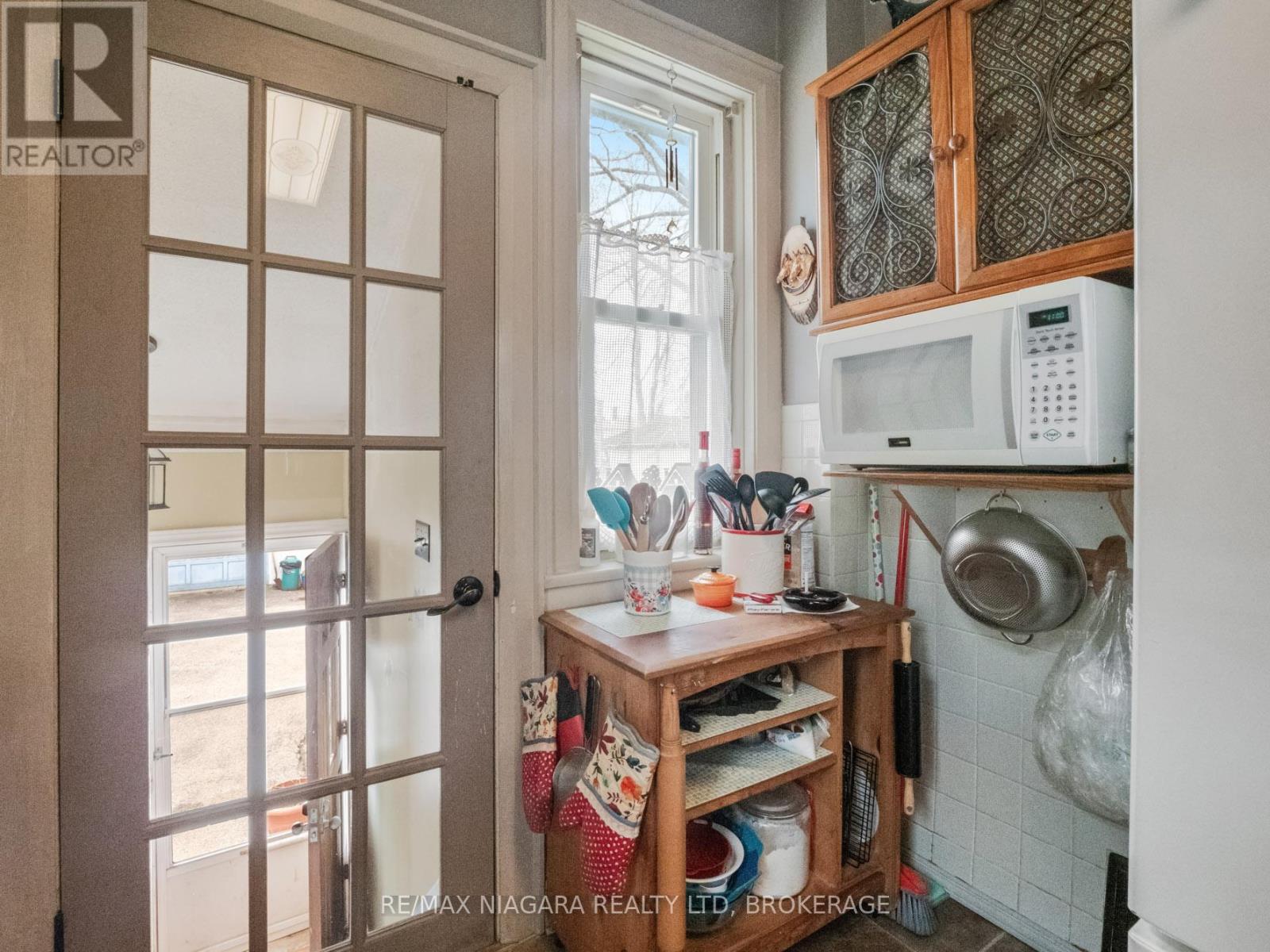 215 PHIPPS STREET - 11