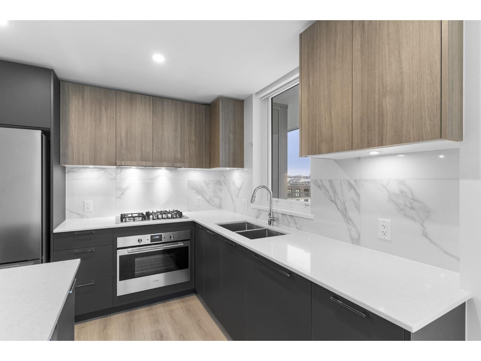 801 20065 85 AVENUE, Langley